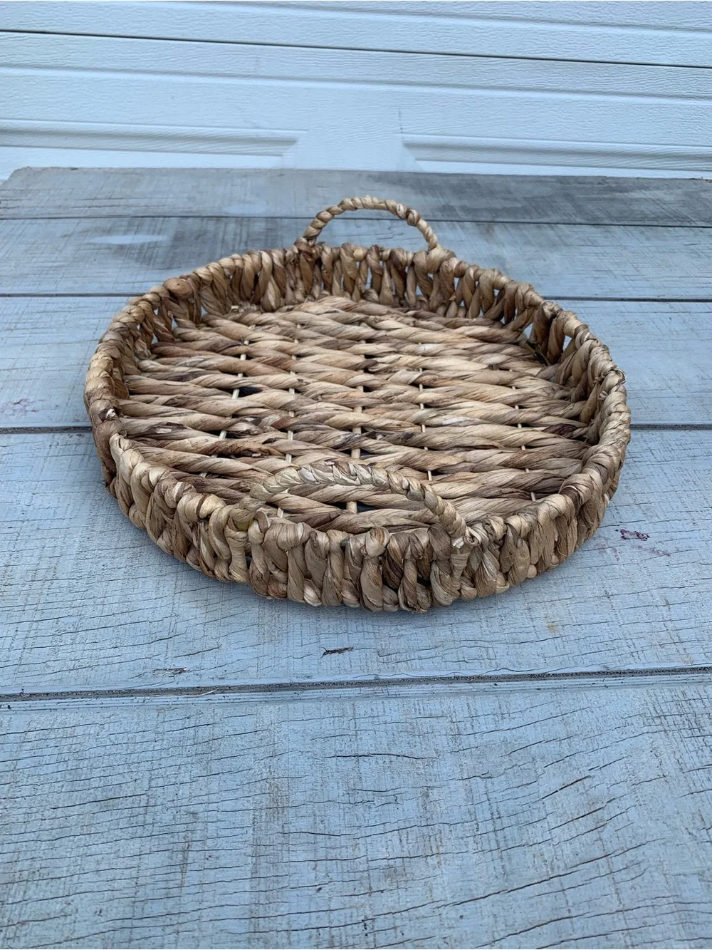 Rustic Farmhouse Woven Tray Round Hyacinth Wood Decorative Coffee Table Basket